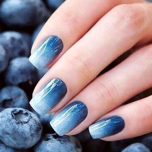Ombre Manicures for Your Everyday Look - Sparkly Polish Nails